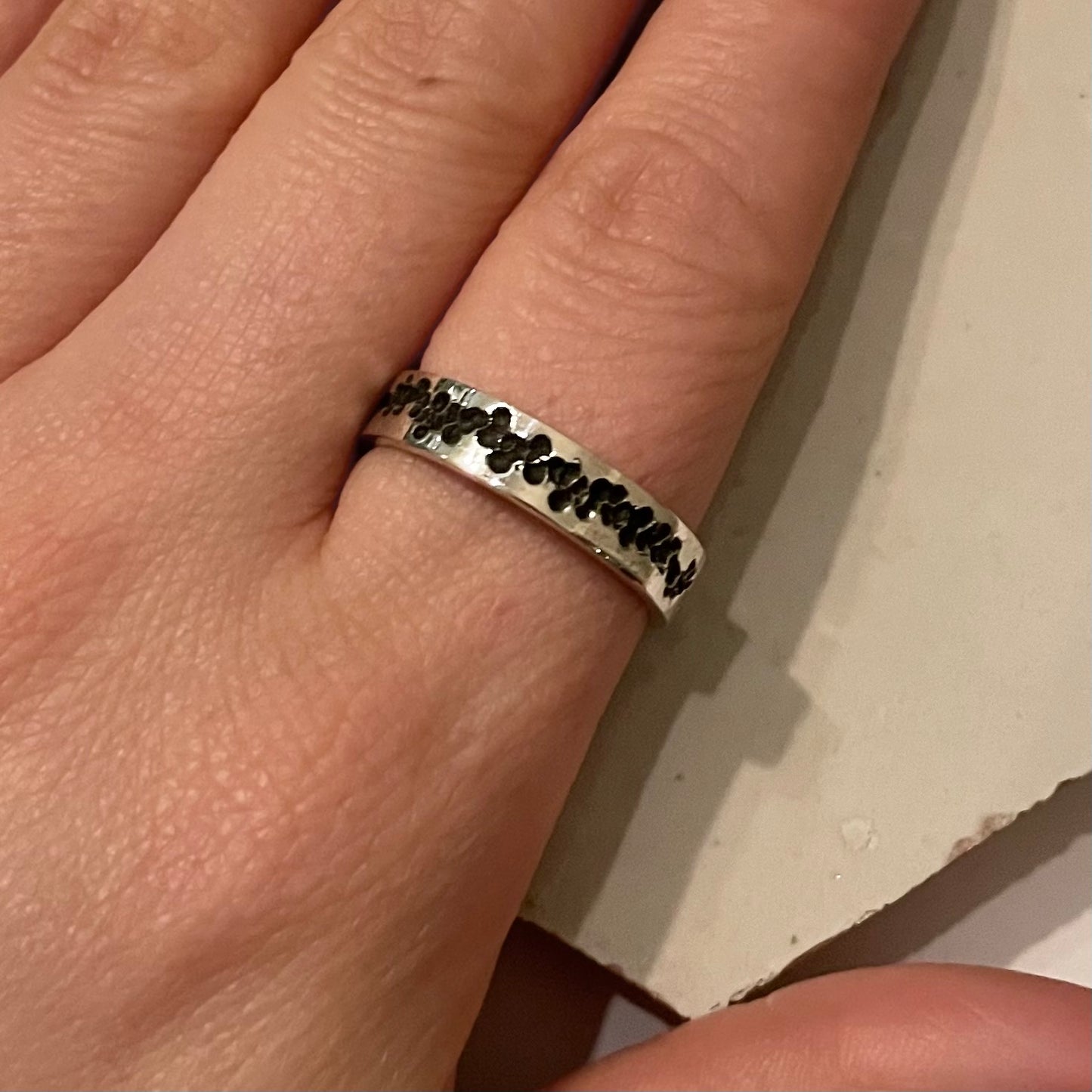 Zilveren ring organische