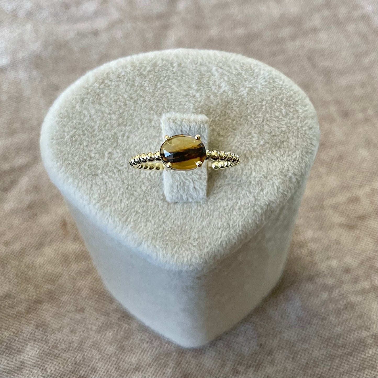 Gouden ring met montana agaat