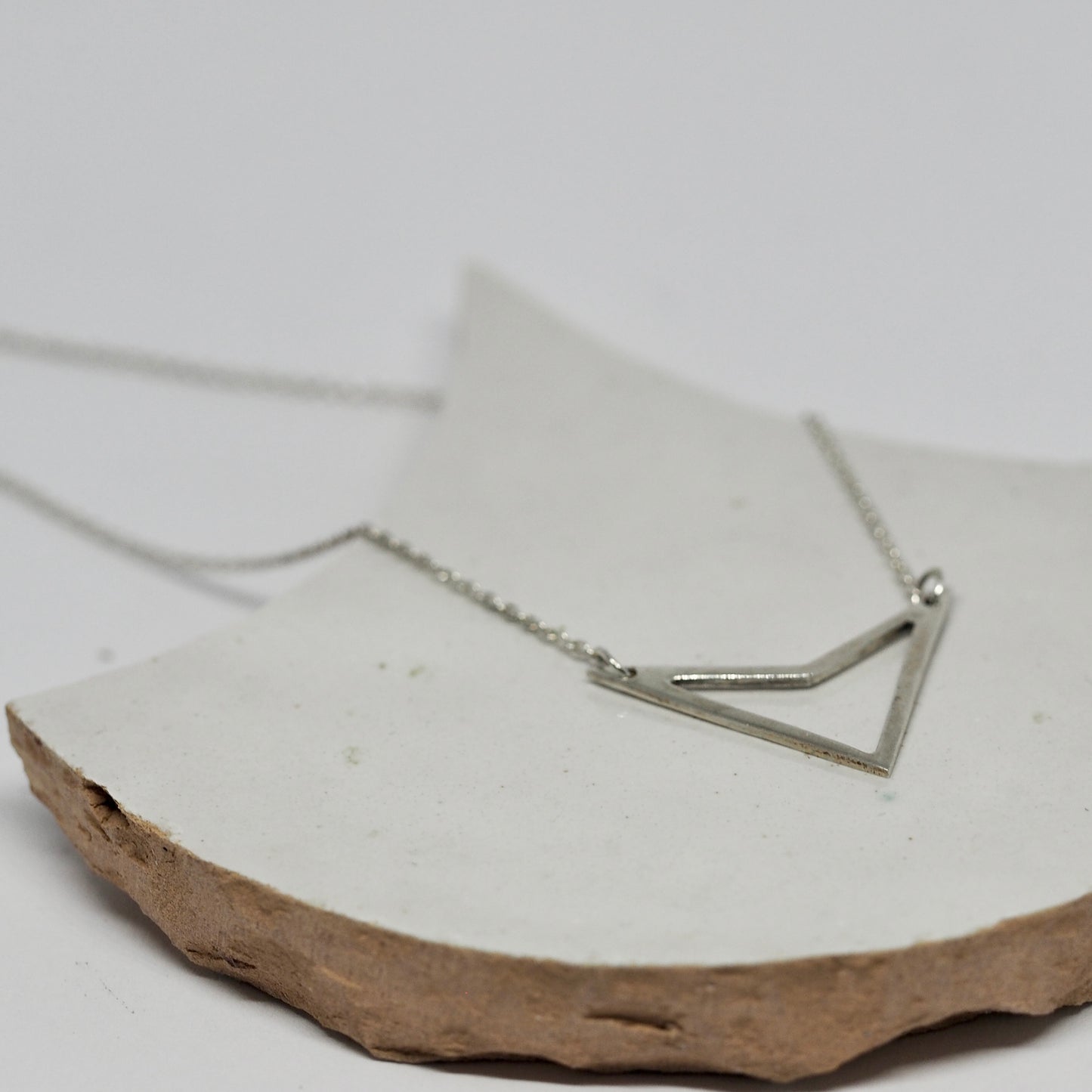 Zilveren collier triangle open