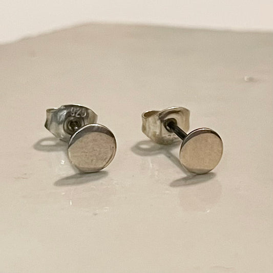 Zilveren oorbellen rondjes plat