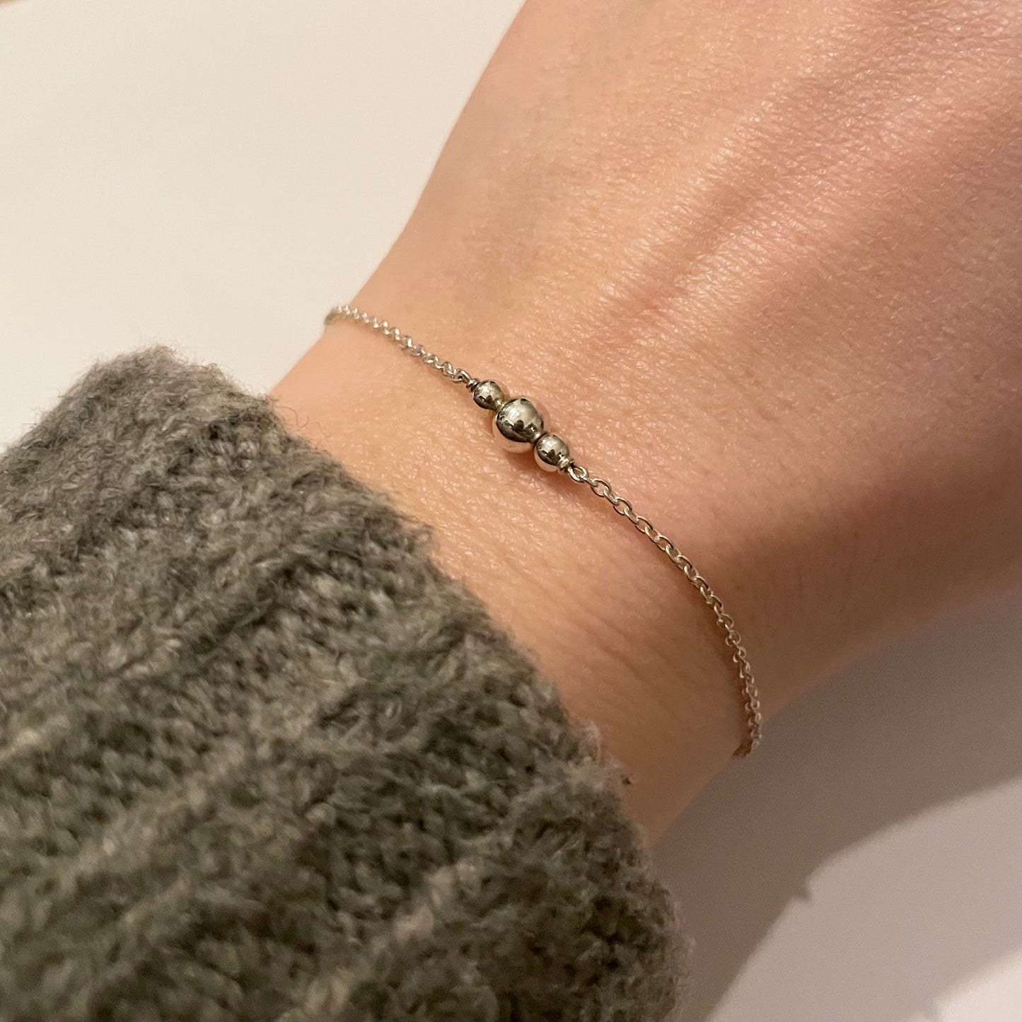 Zilveren armband met bolletjes