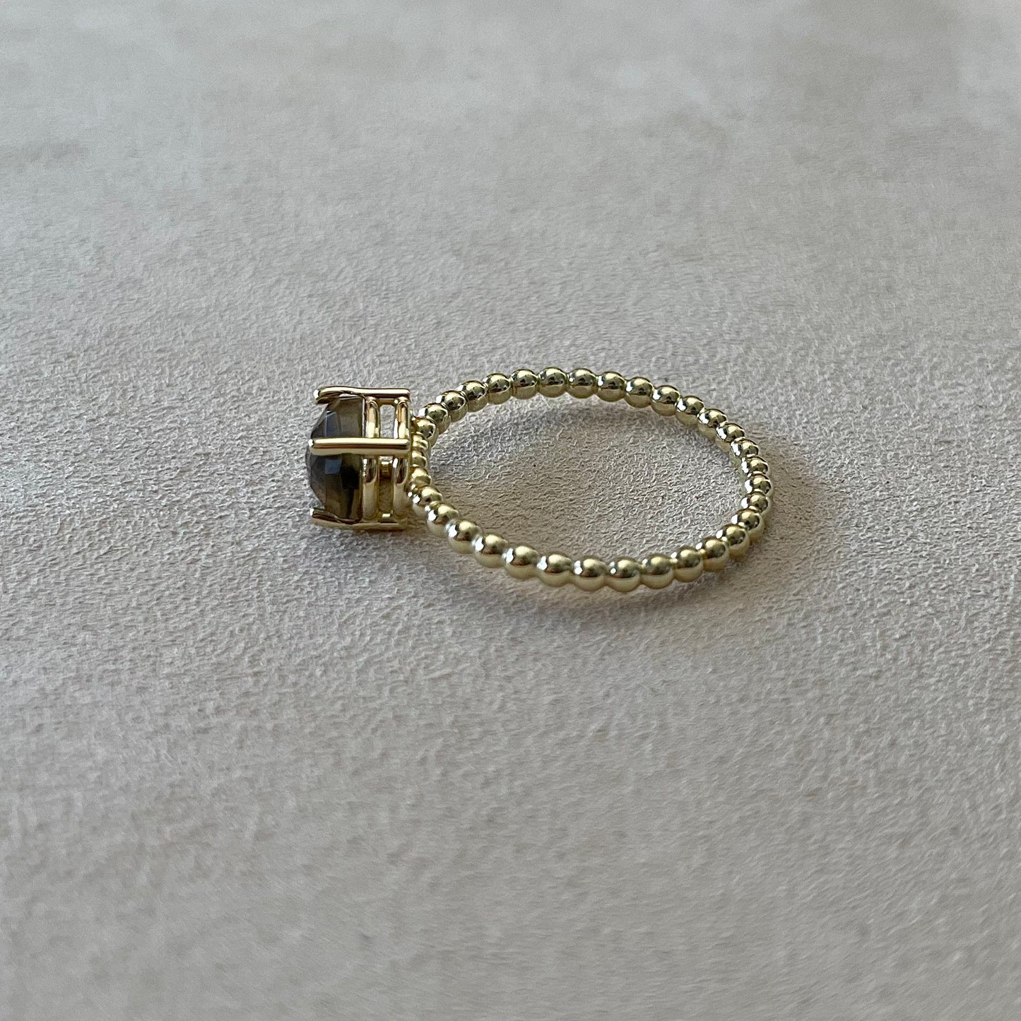 Gouden ring met montana agaat