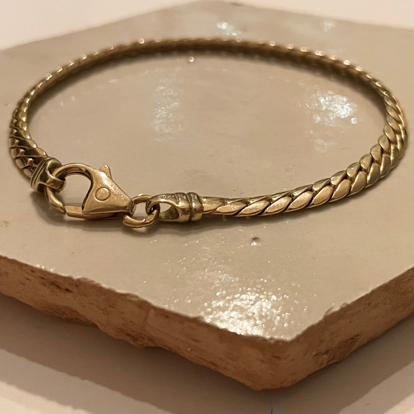 Gouden armband platte gourmet schakel