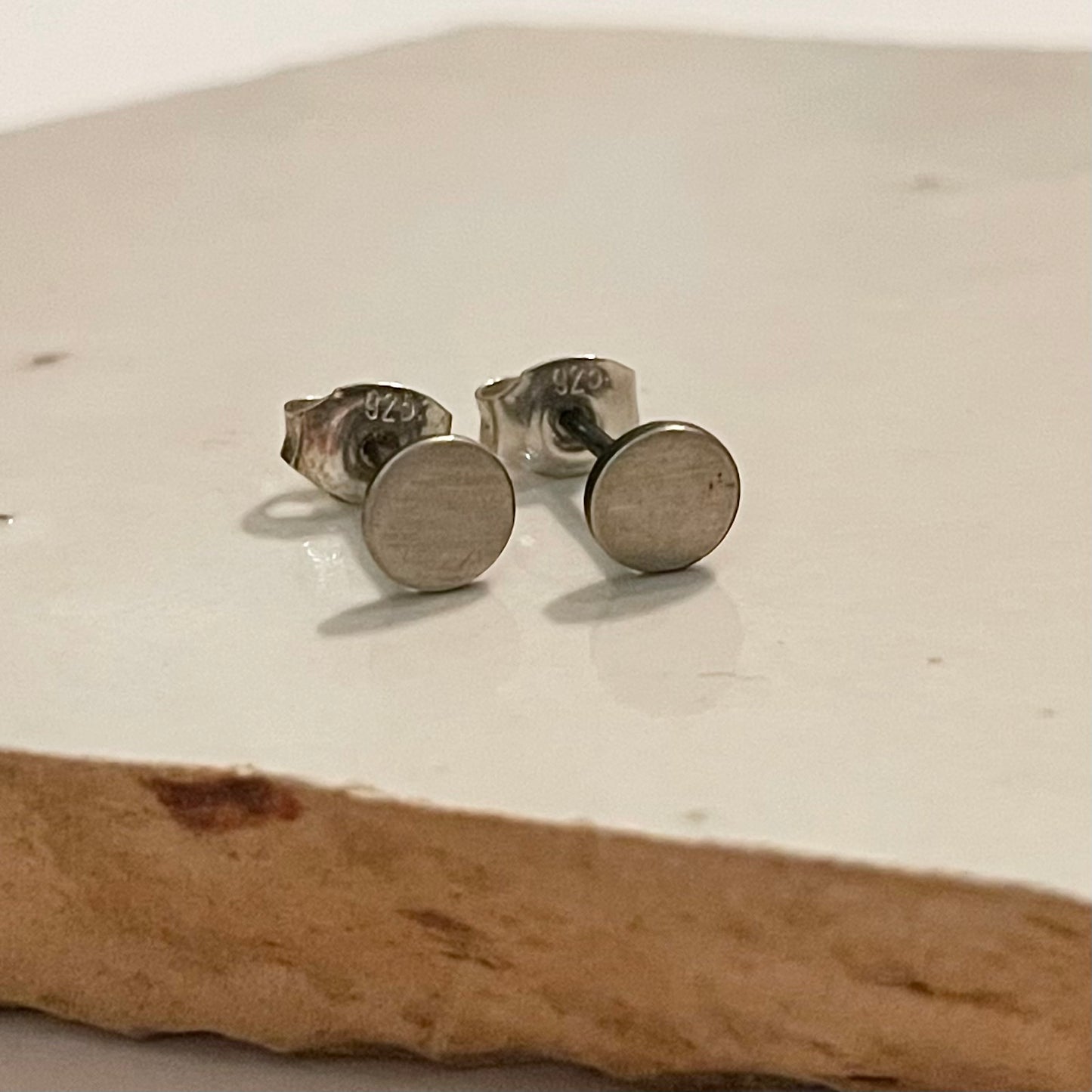 Zilveren oorbellen rondjes plat