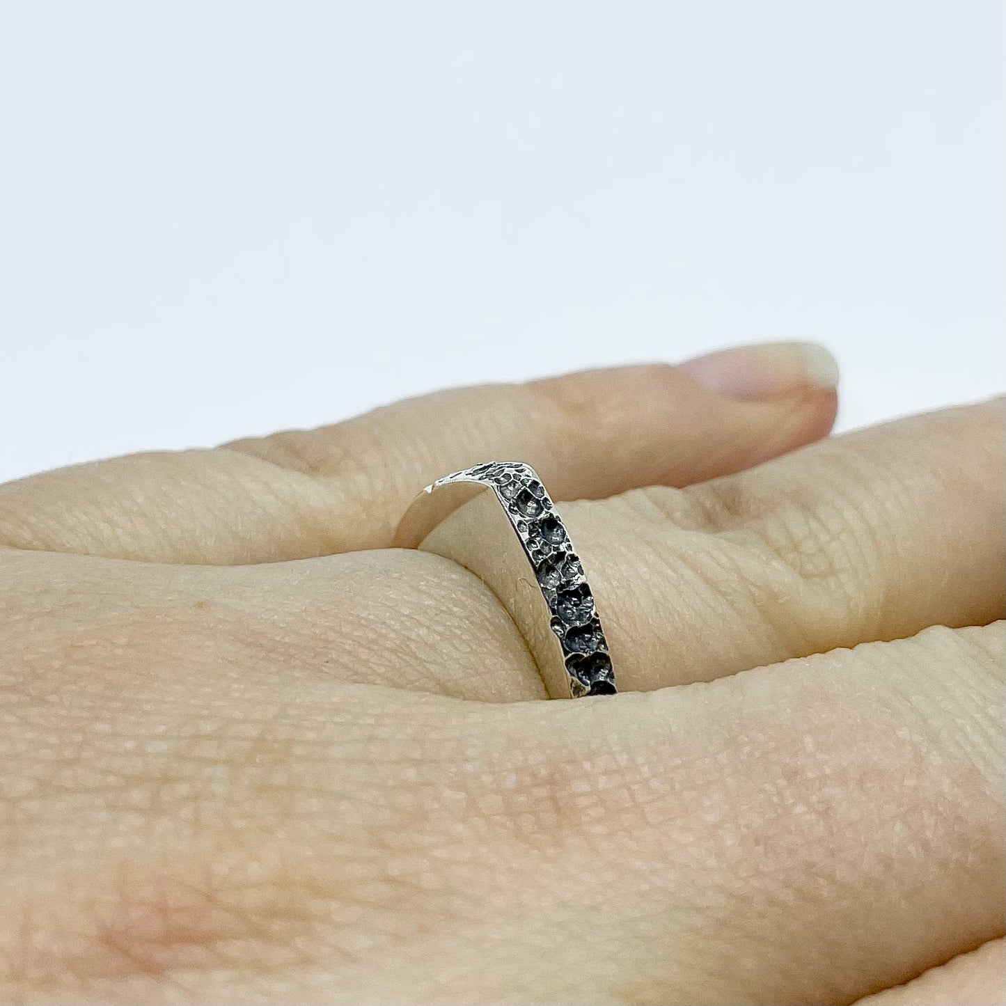 Zilveren ring organic drop