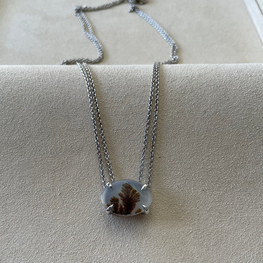 Zilveren collier met dendriet quartz