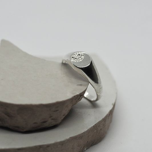 Zilveren signet ring moon