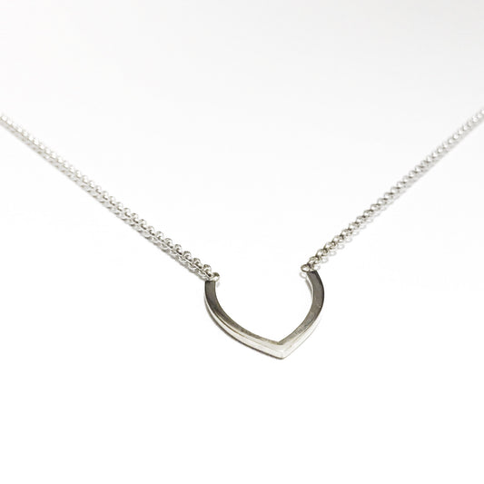 Zilveren collier organic one open