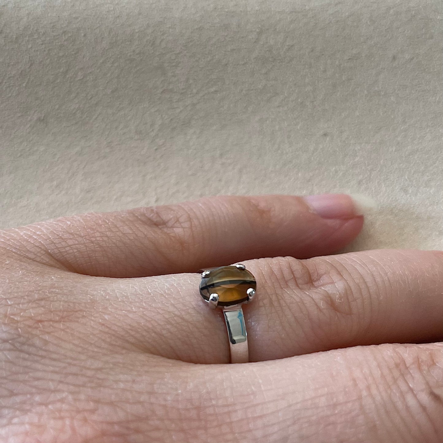 Zilveren ring met montana agaat