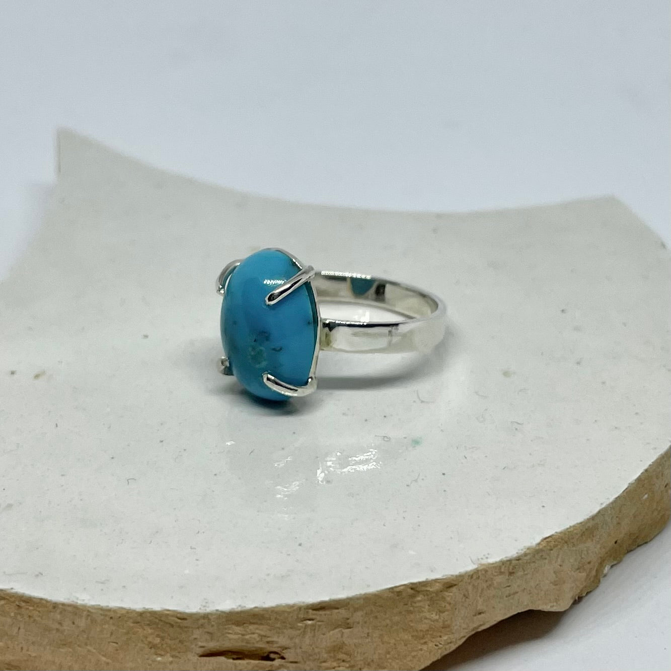 Zilveren ring met gekleurde turquoise