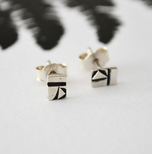 Zilveren oorbellen geometric stripe